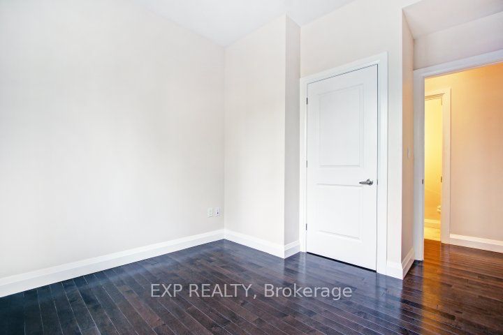 468 Ontario Street, #Unit 2
