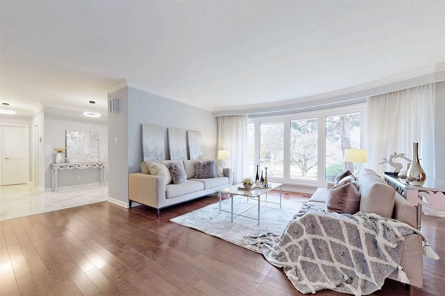 8 Sandfield Road