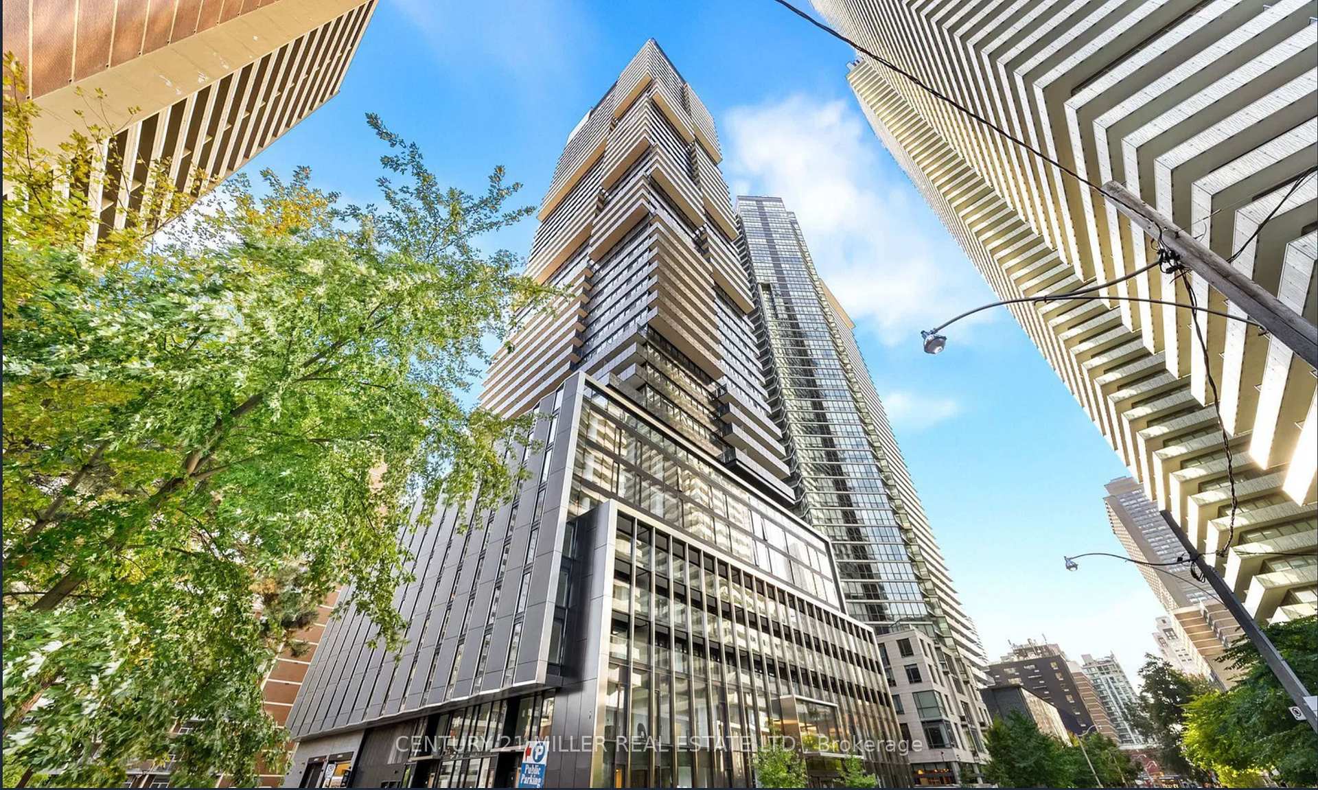 1 Bedroom Condo at 55 Charles, Toronto For sale