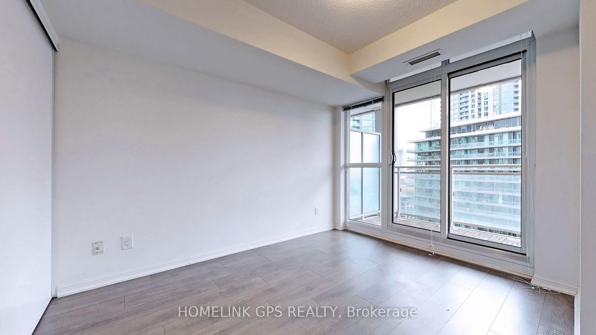 2 Bedrooms Condo at 35 Bastion, Toronto For sale
