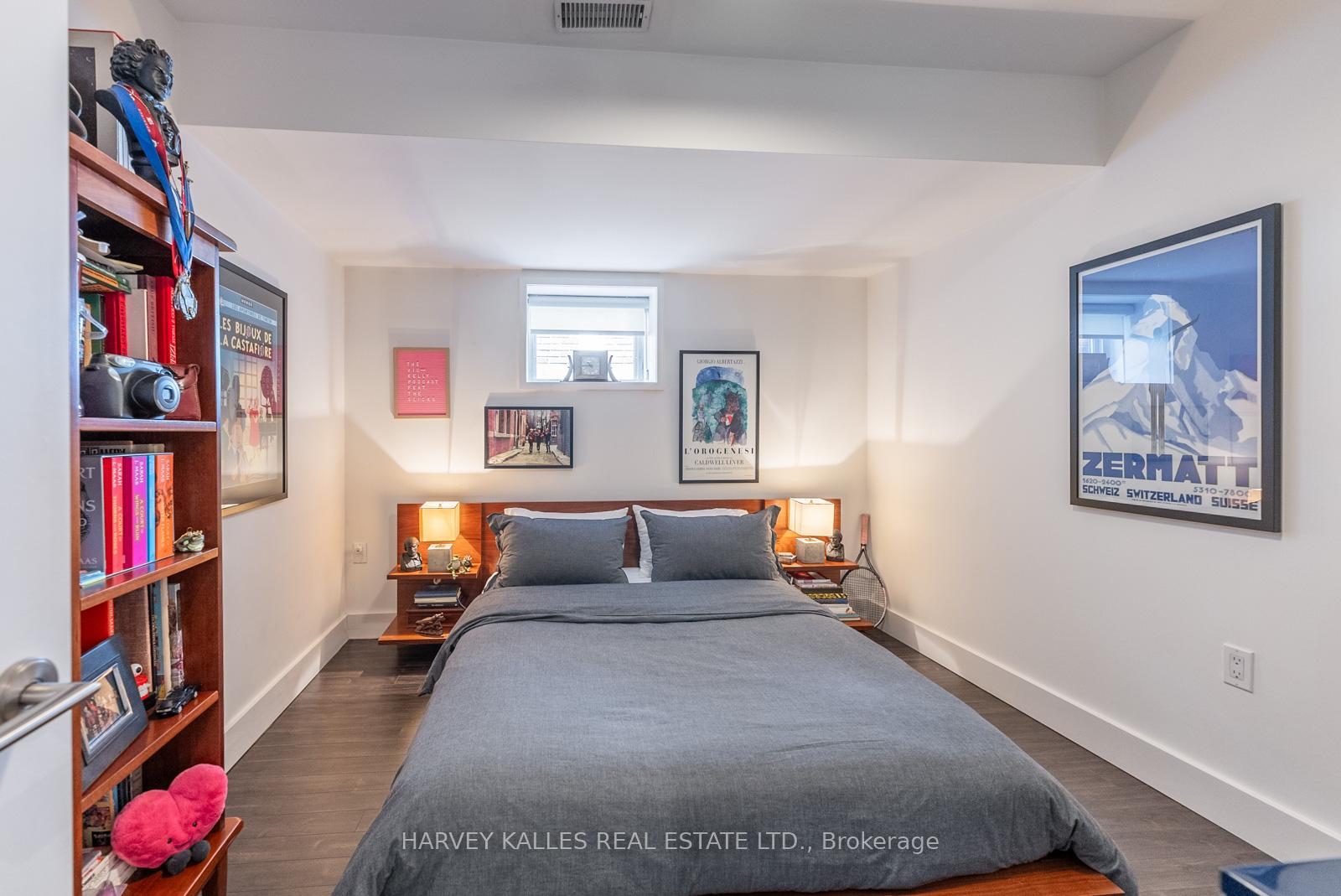 13 Barfield Avenue