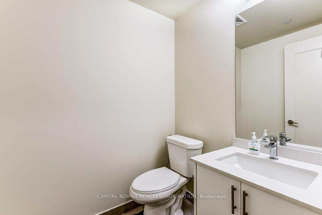 1 Bedroom Condo at 8960 Jane, Vaughan For sale