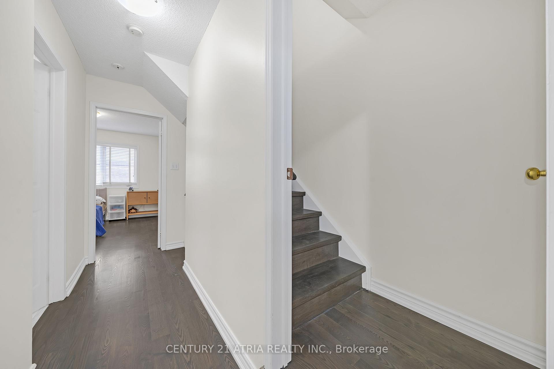 3 Bedrooms Condo at 9526 Sheppard,  Toronto For sale