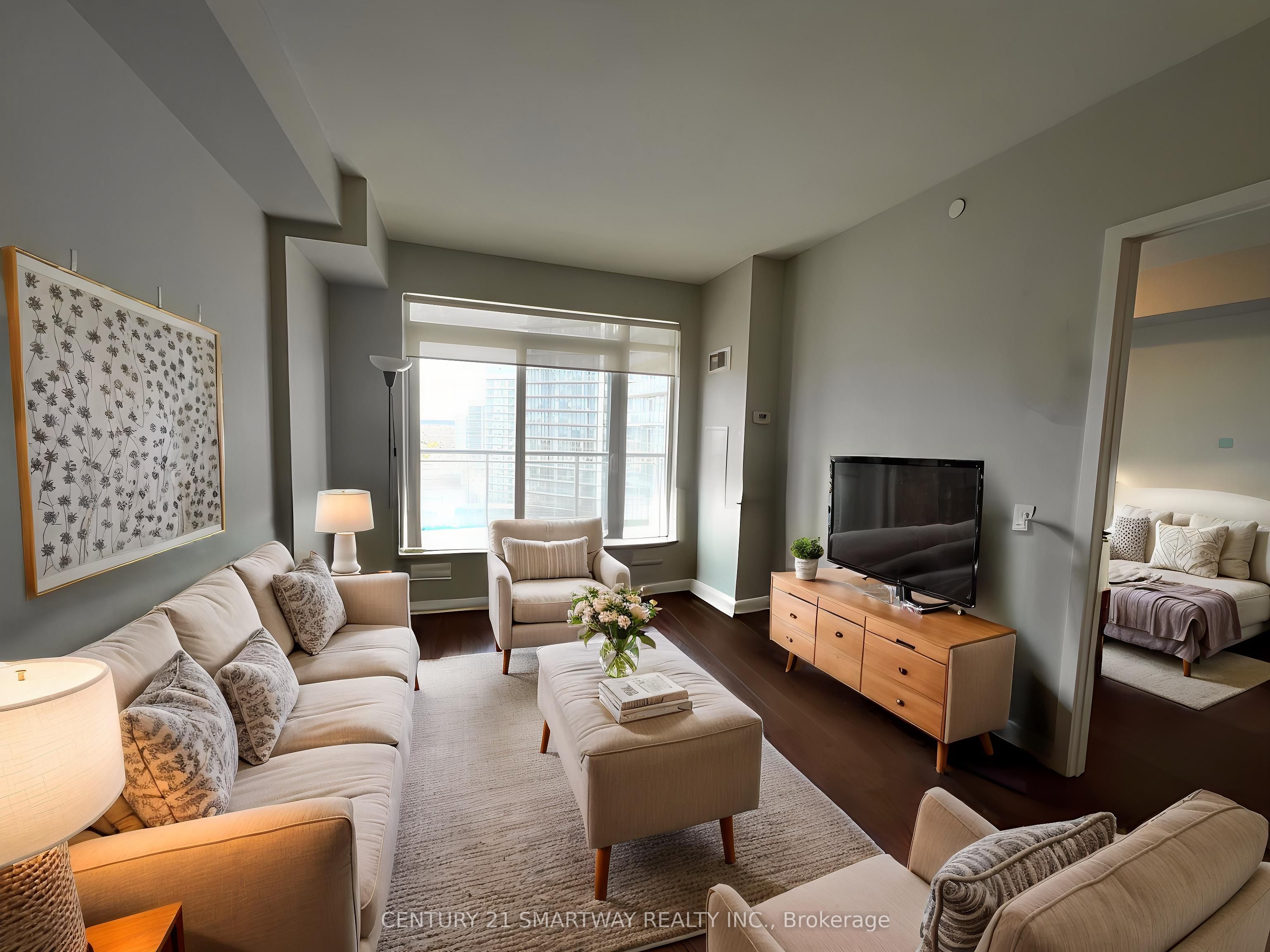 2560 Eglinton Avenue W, #1408