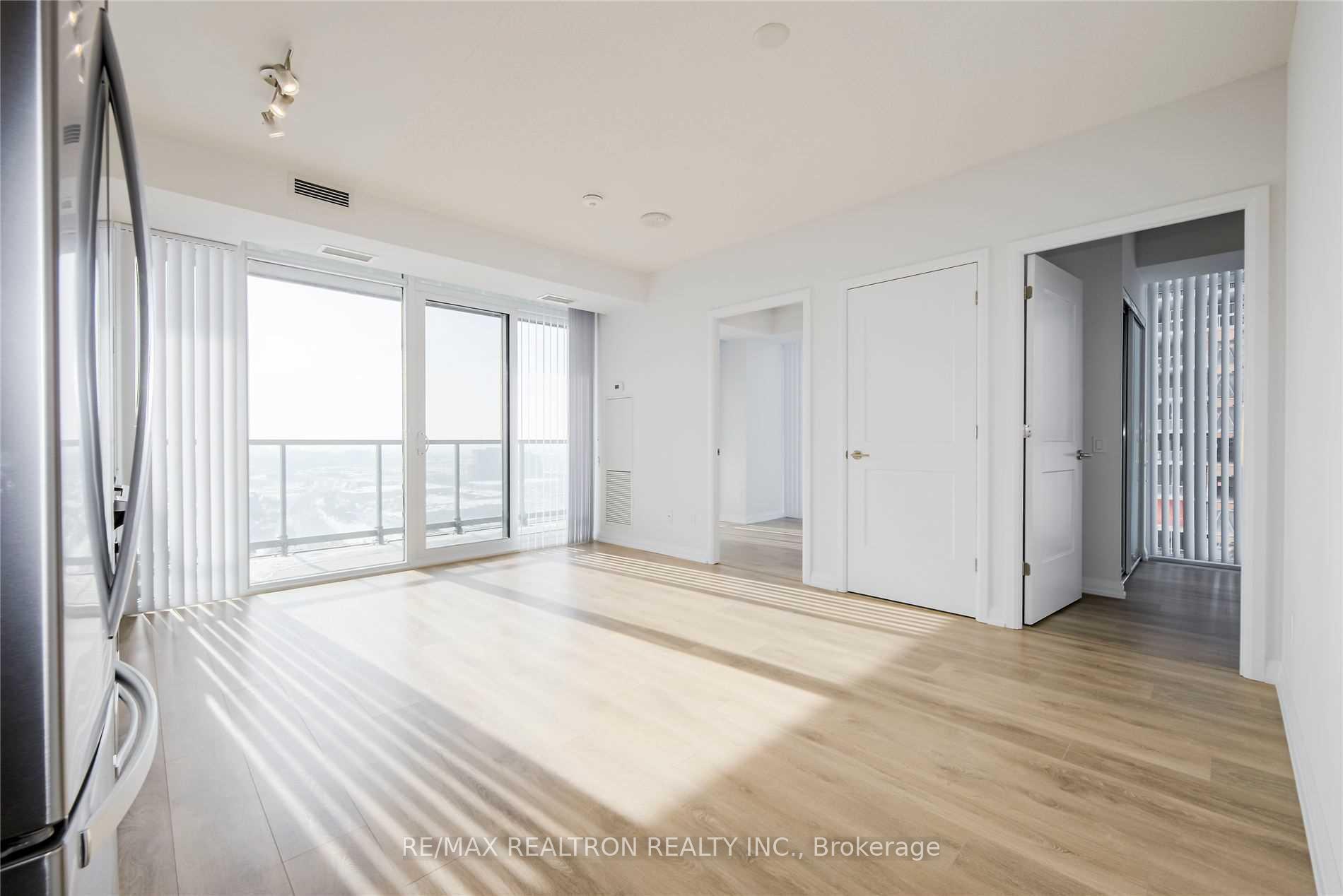2 Bedrooms Condo at 7895 Jane, Vaughan For sale
