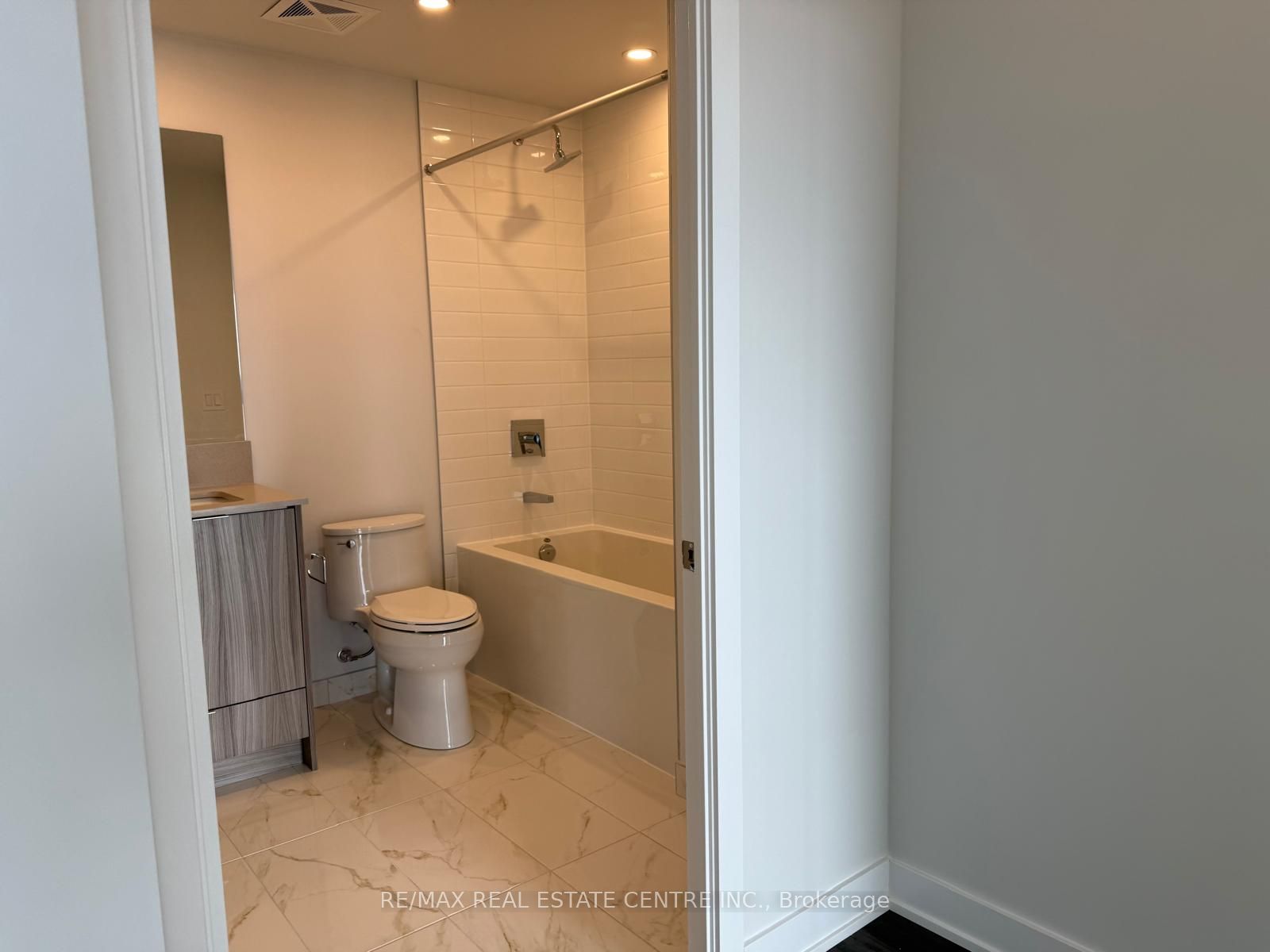 430 Square One Drive, #1007