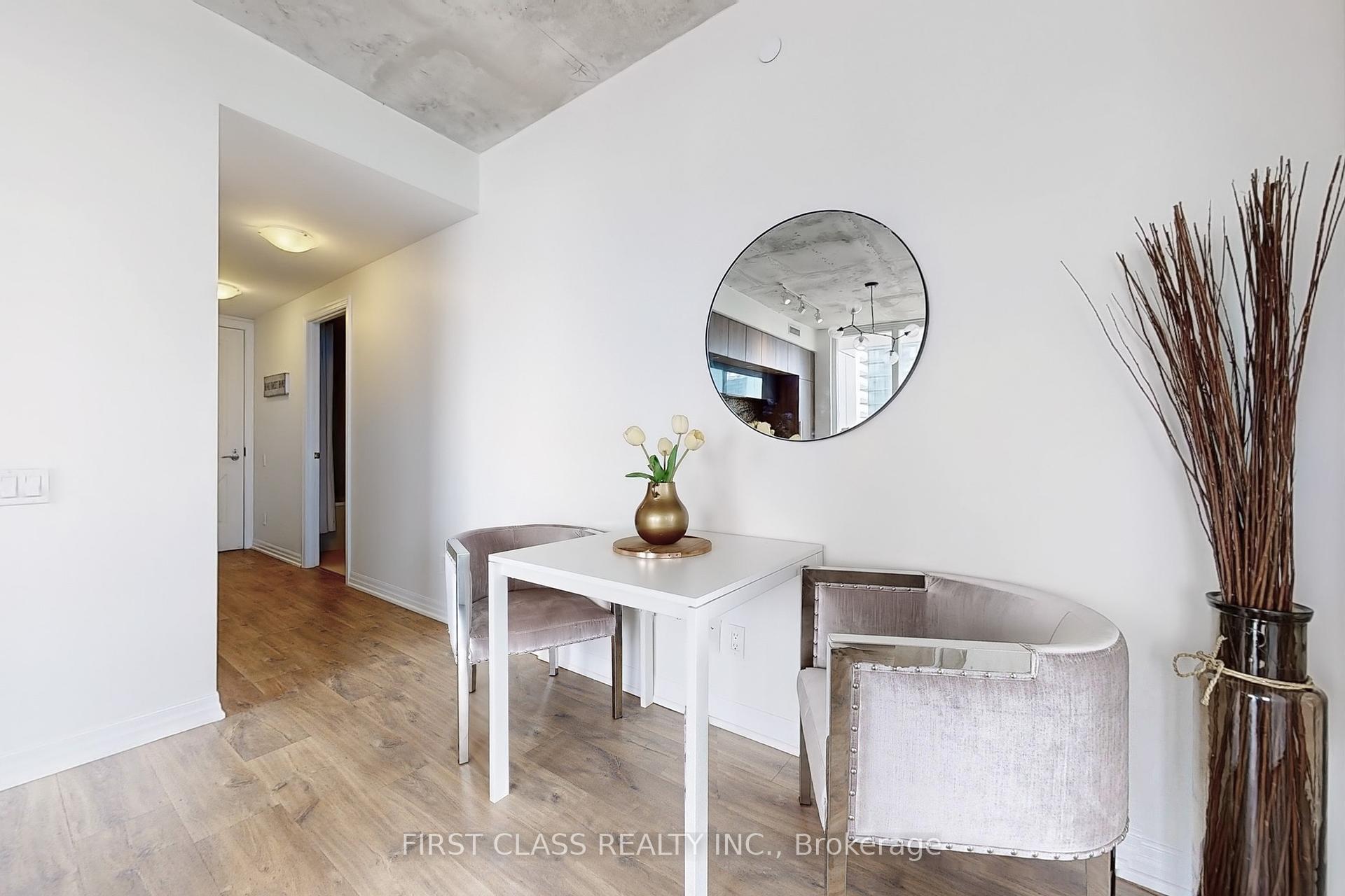 3 Bedrooms Condo at 88 Blue Jays, Toronto For sale