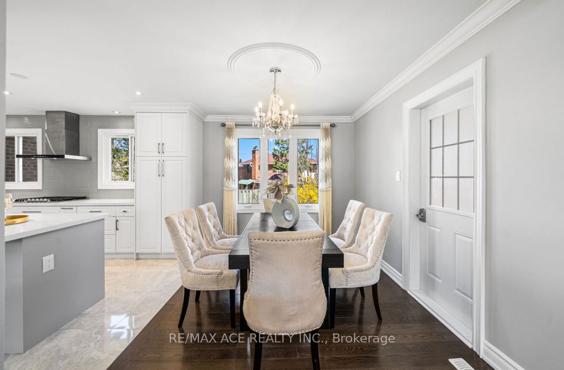 6 Oldborough Circle