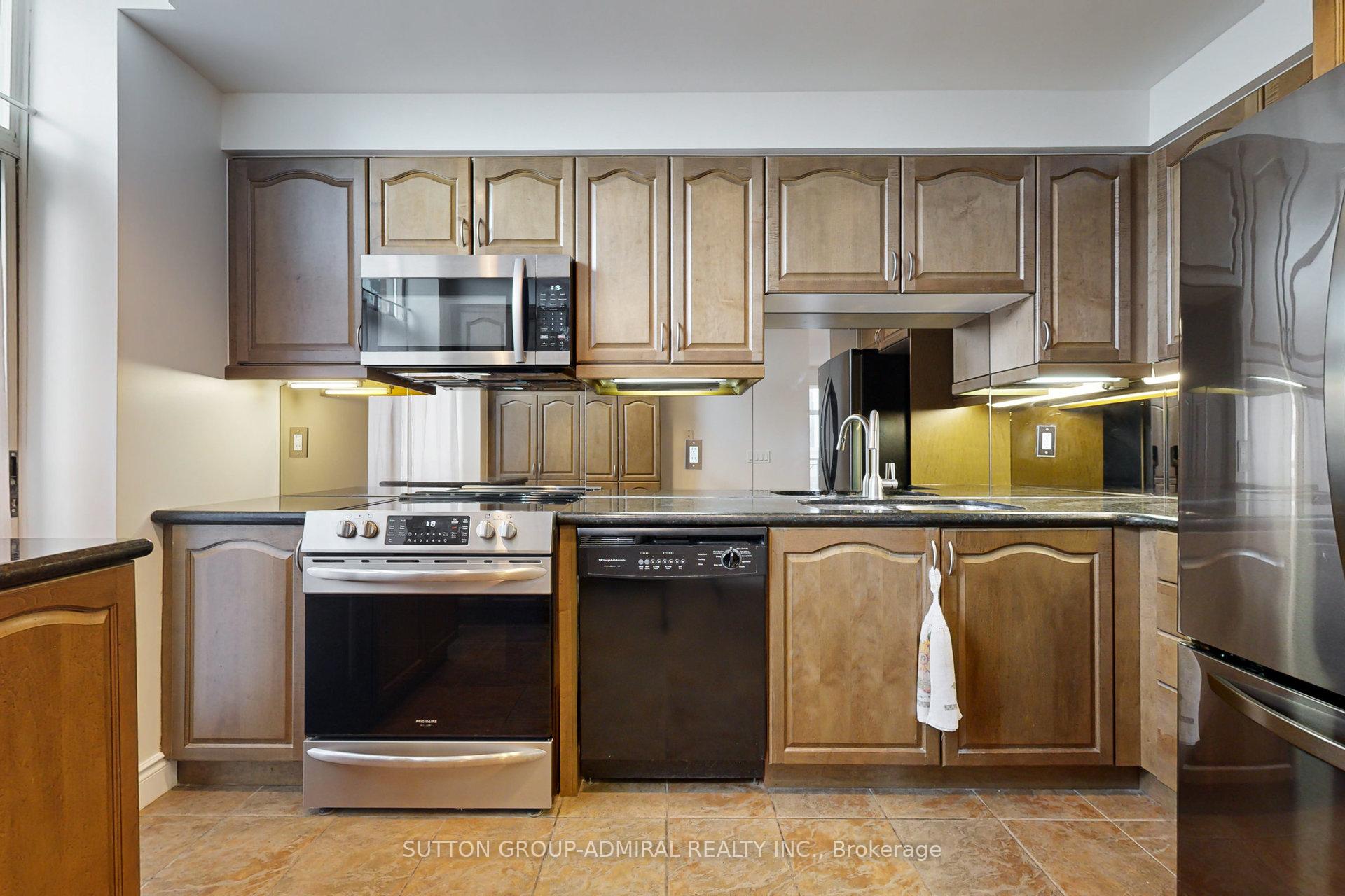 2 Bedrooms Condo at 1101 Leslie, Toronto For sale