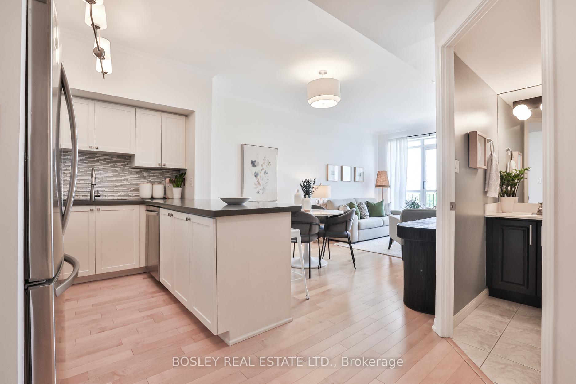 2 Bedrooms Condo at 1000 King, Toronto For sale