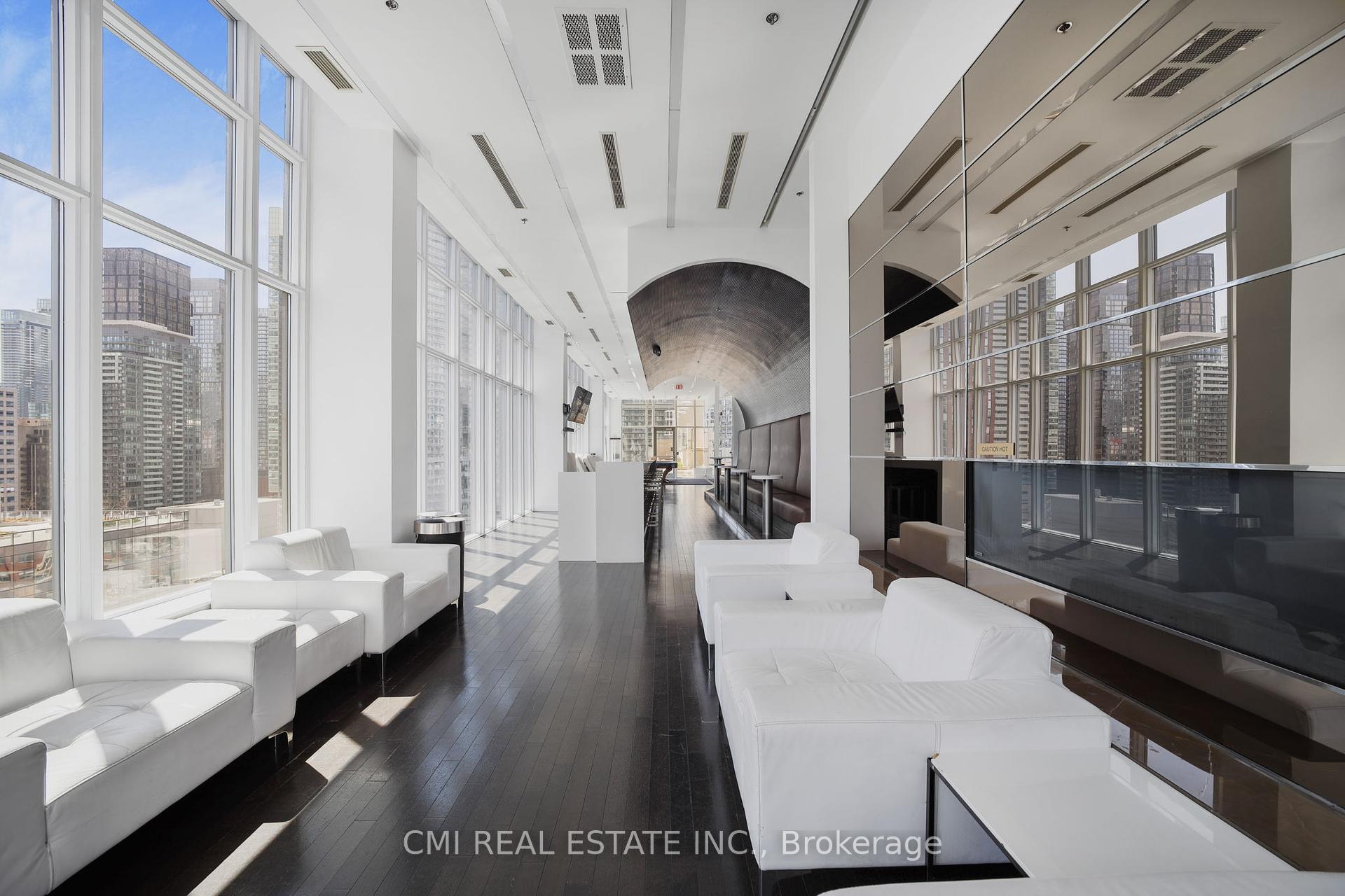 1 Bedroom Condo at 21 Nelson, Toronto For sale