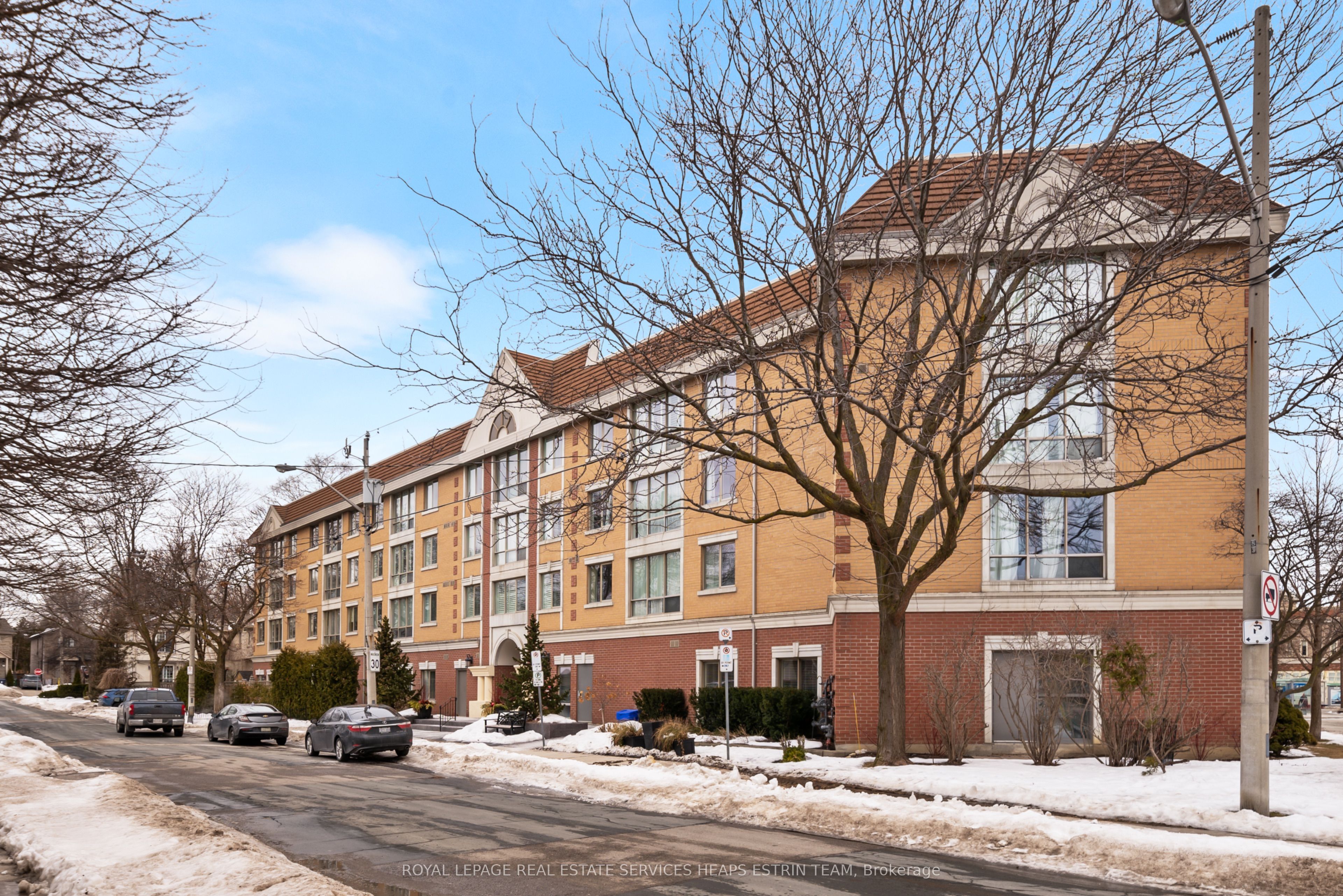 #106 - 211 Randolph Road, Toronto, ON M4G 4H1