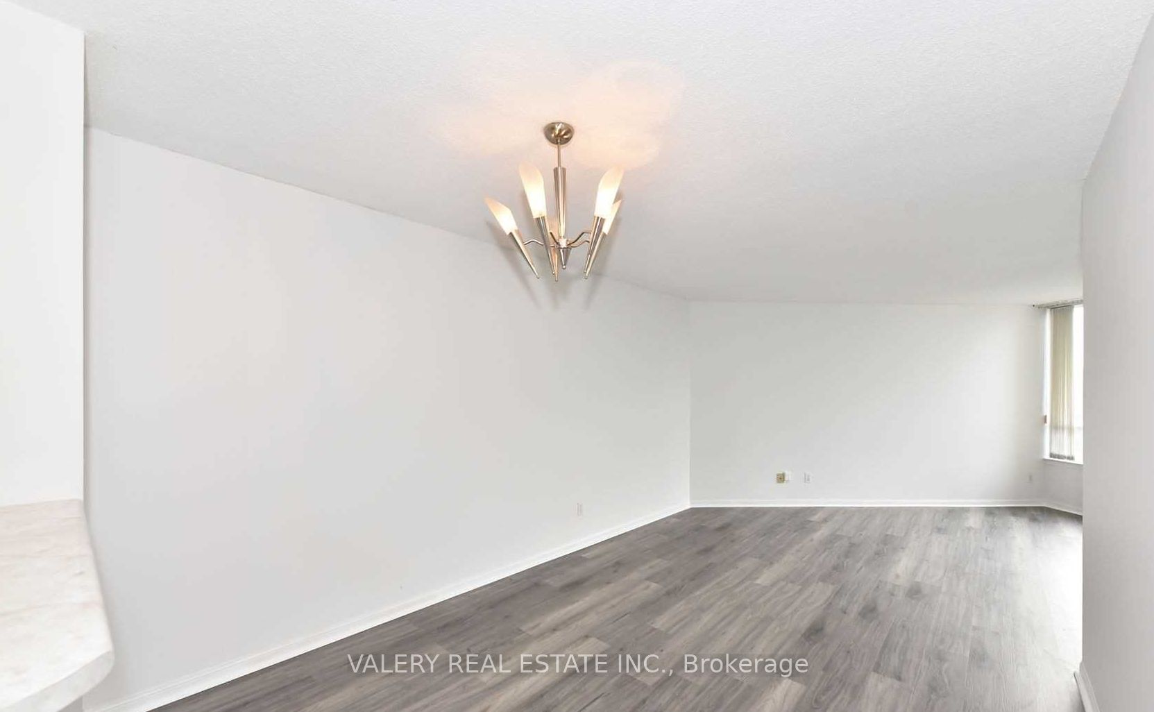 1131 Steeles Avenue W, #409