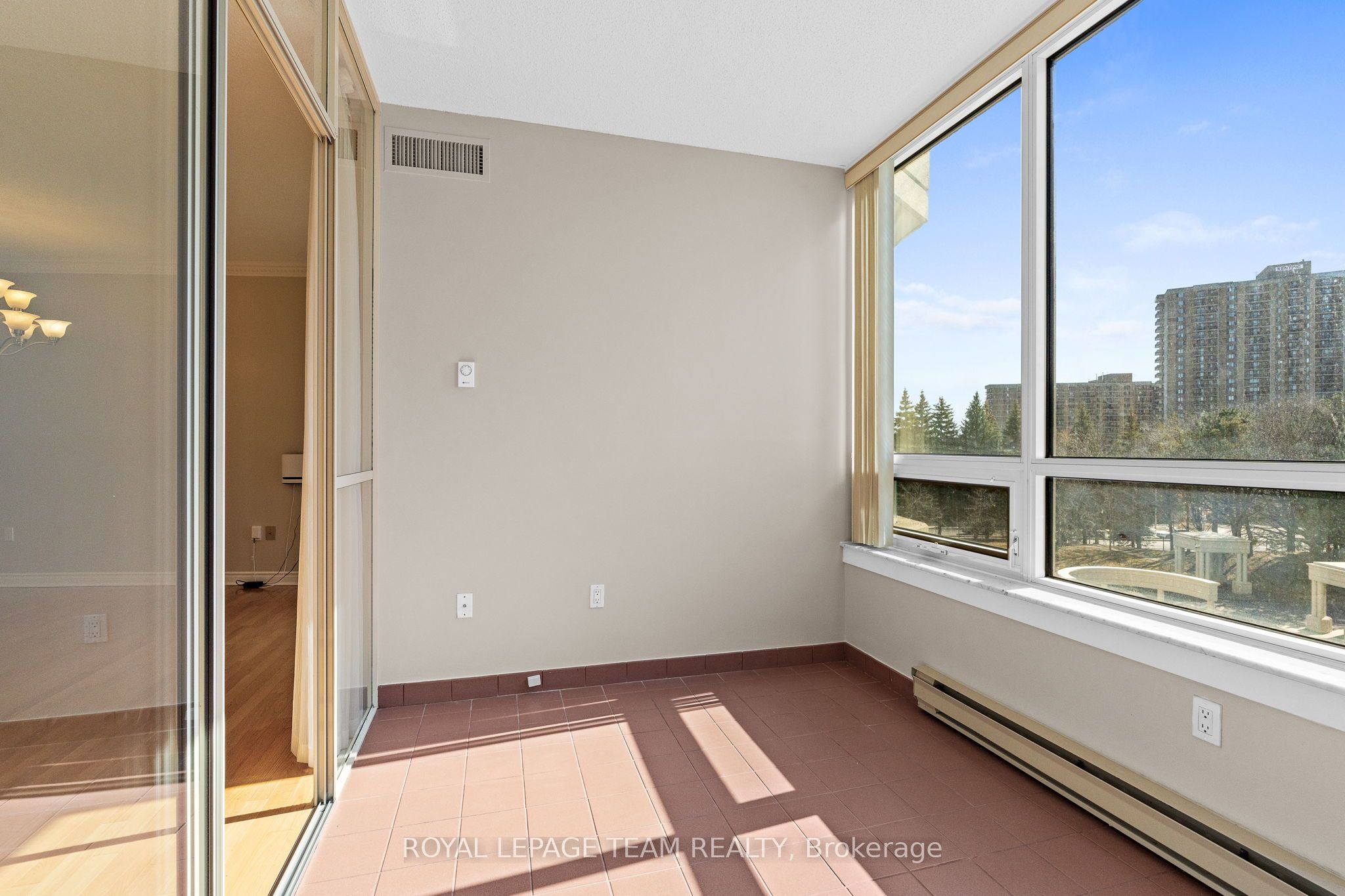 1480 Riverside Drive, #407