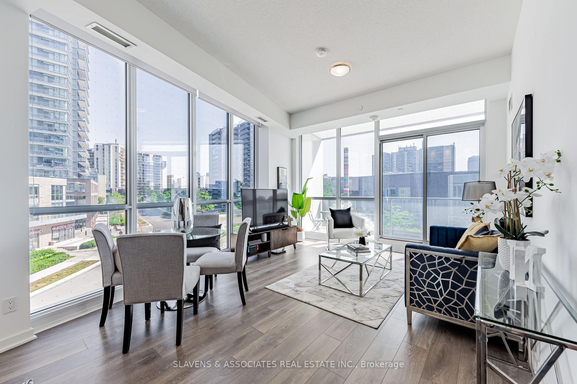 3 Bedrooms Condo at 38 Forest Manor, Toronto For sale