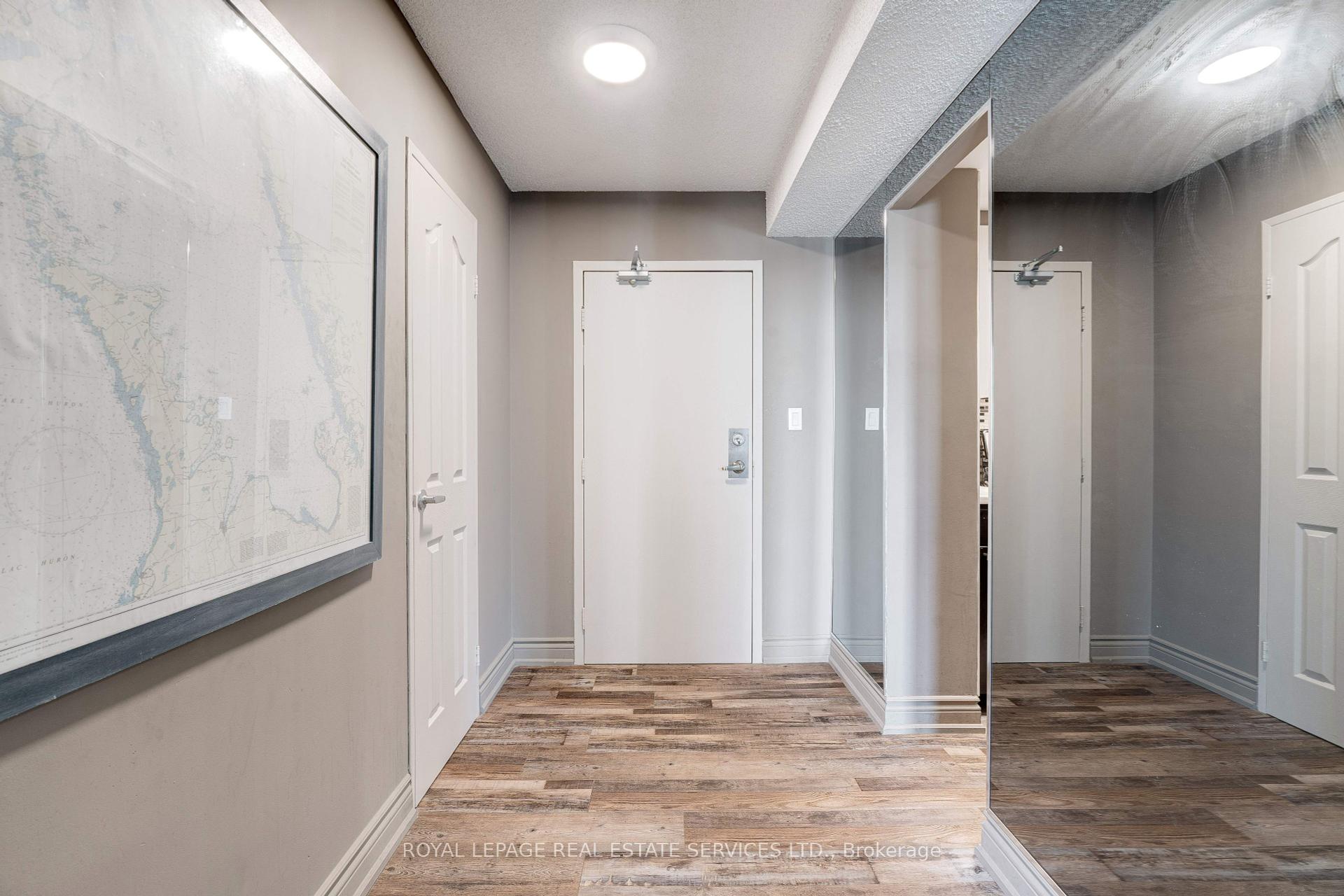 2 Bedrooms Condo at 120 Duke,  Hamilton For sale