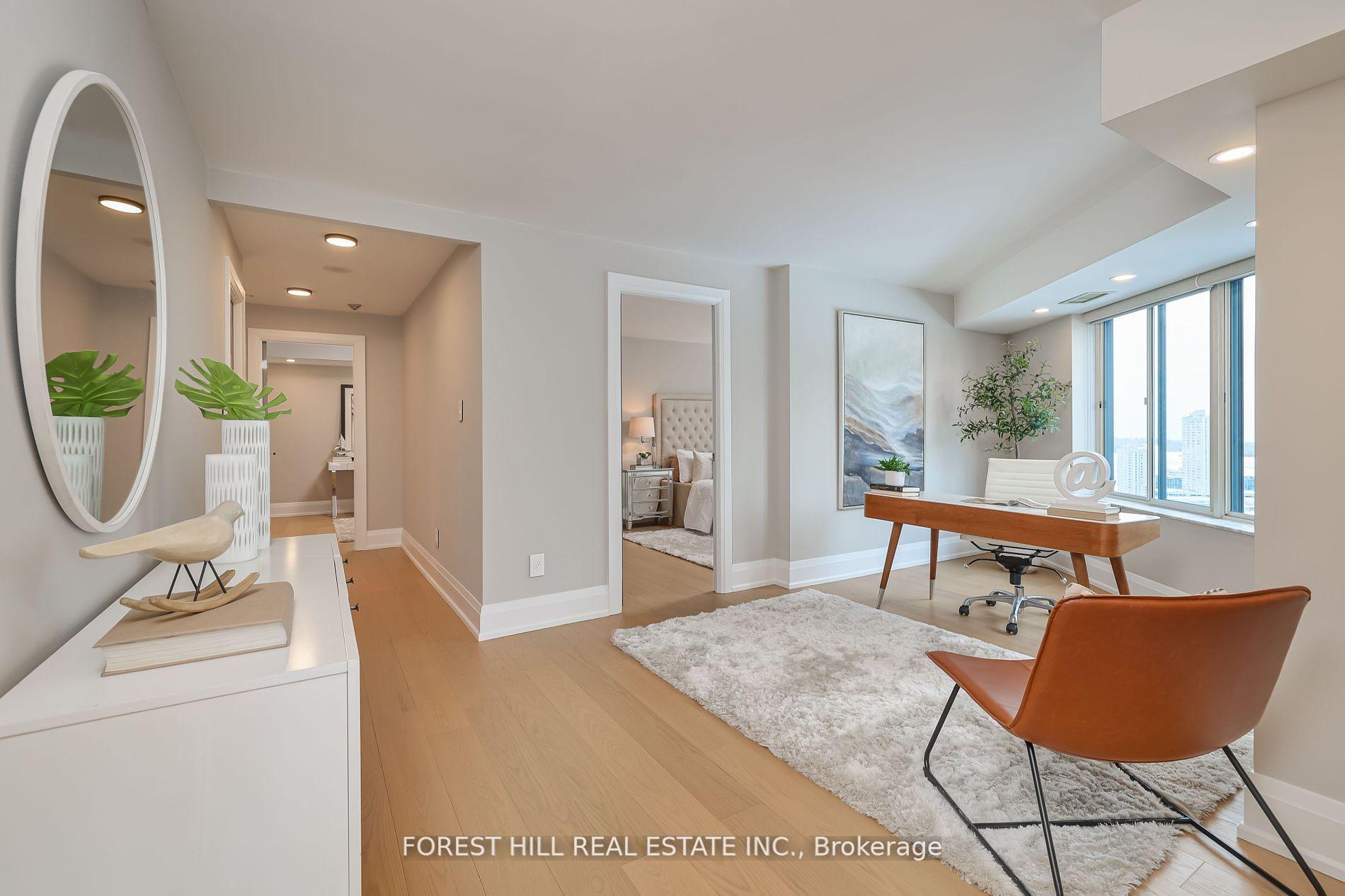 3 Bedrooms Condo at 33 University, Toronto For sale