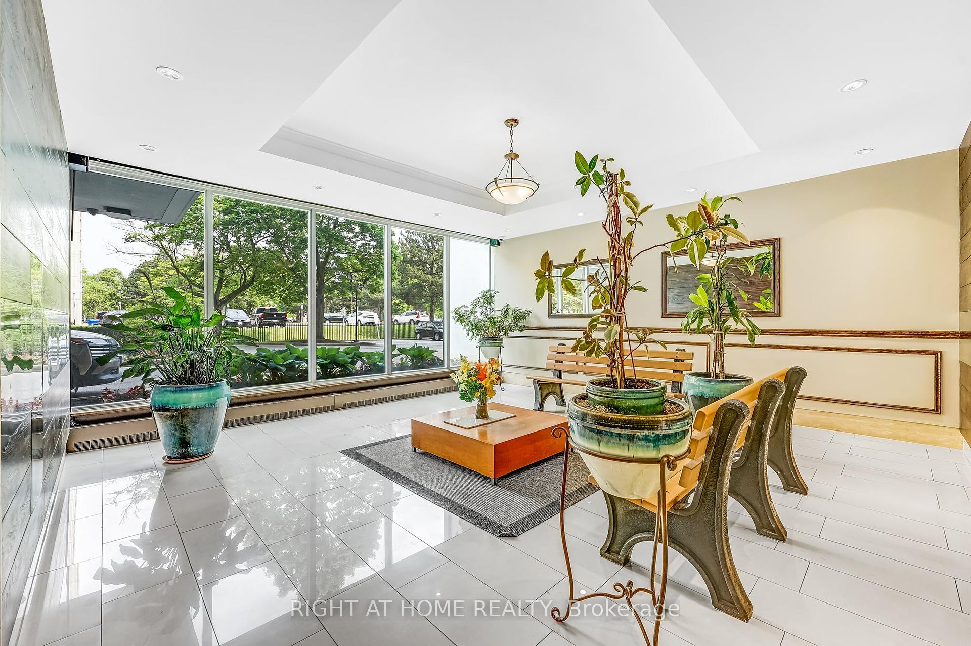 2 Bedrooms Condo at 1250 Bridletowne, Toronto For sale