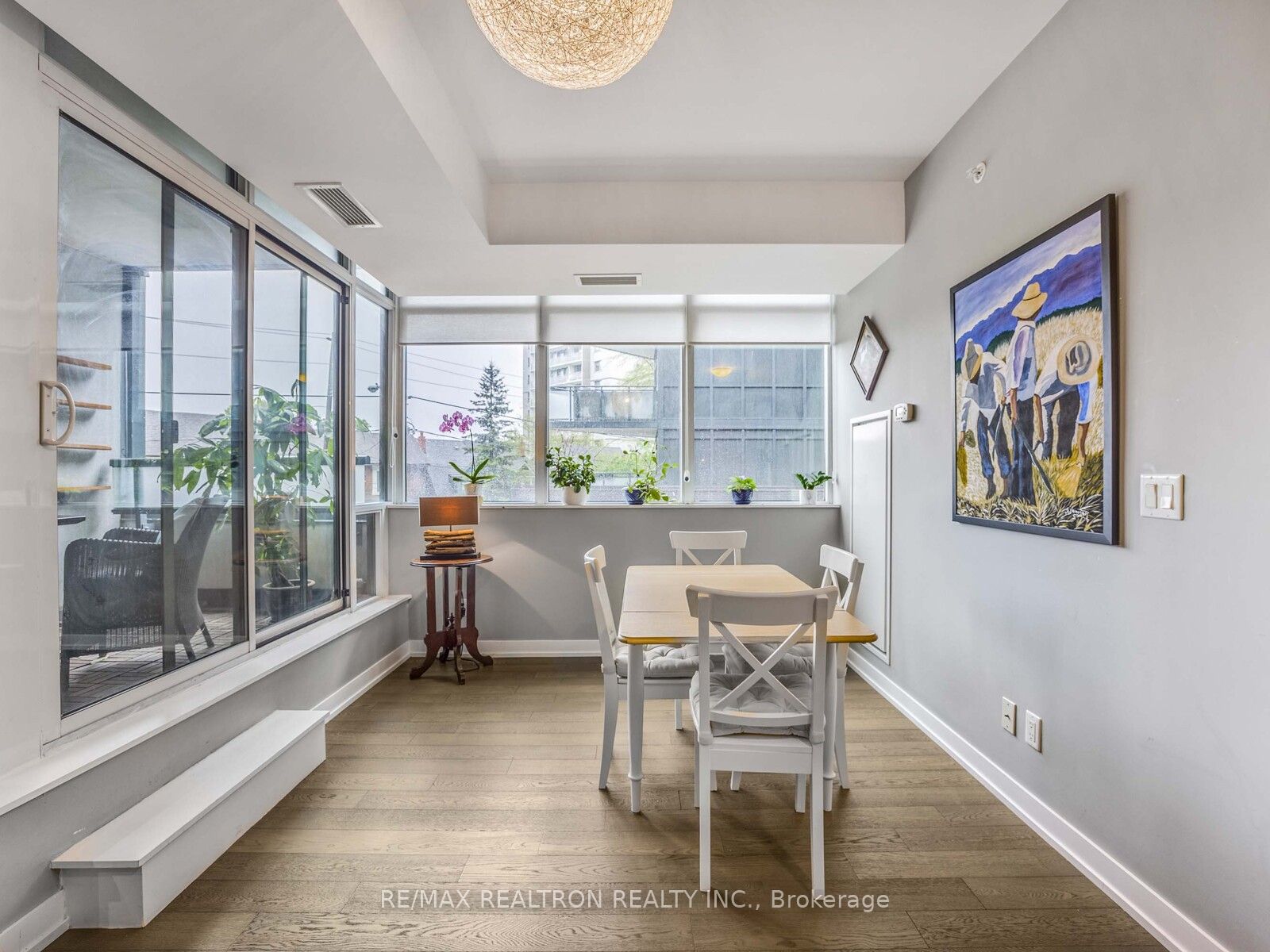 36 Howard Park Avenue, #202