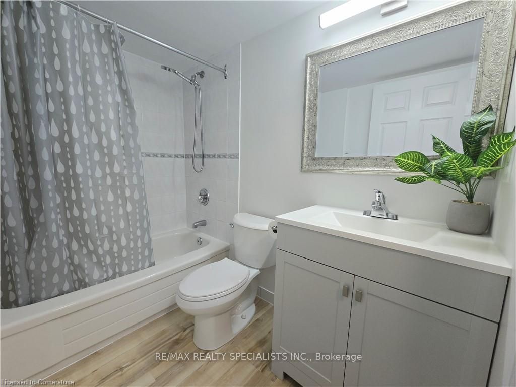 50 Kingsbridge Garden Circle, #1807