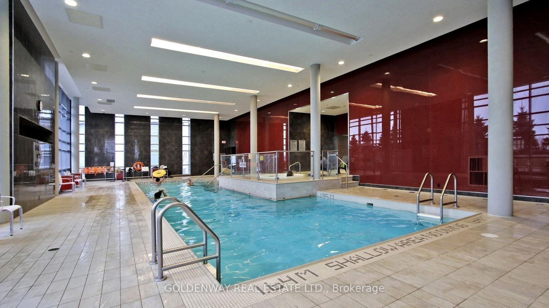 1 Bedroom Condo at 125 Village Green,  Toronto For sale