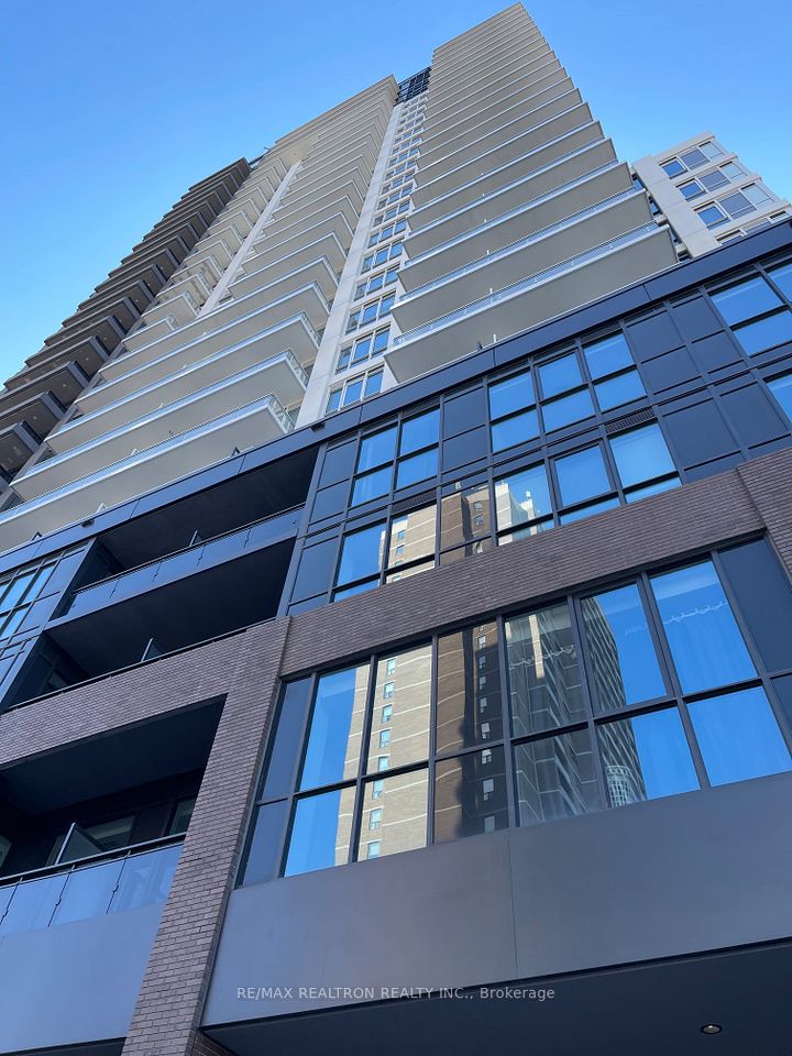 286 Main