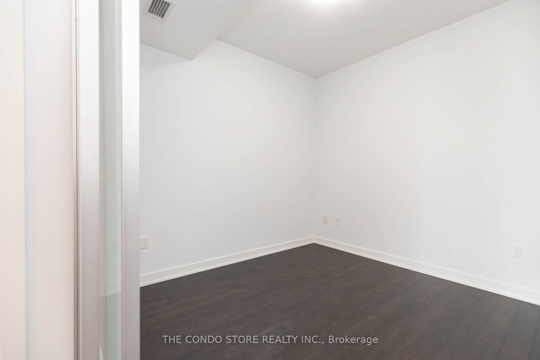 50 Ordnance Street, #2507