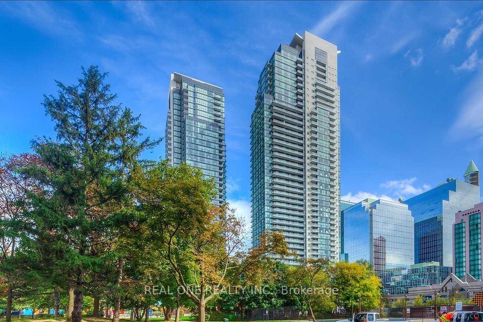 5168 Yonge