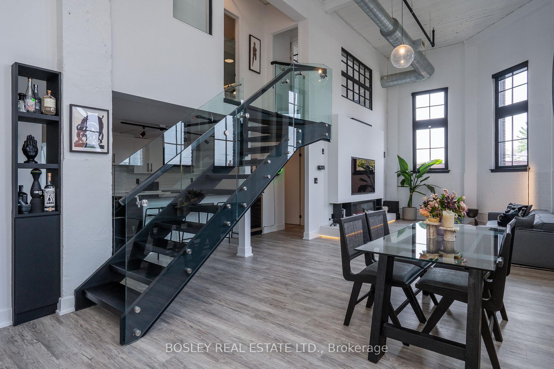 3 Bedrooms Condo at 183 Dovercourt, Toronto For sale