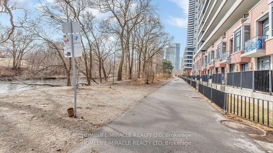 1 Bedroom Condo at 2220 Lake Shore, Toronto For sale