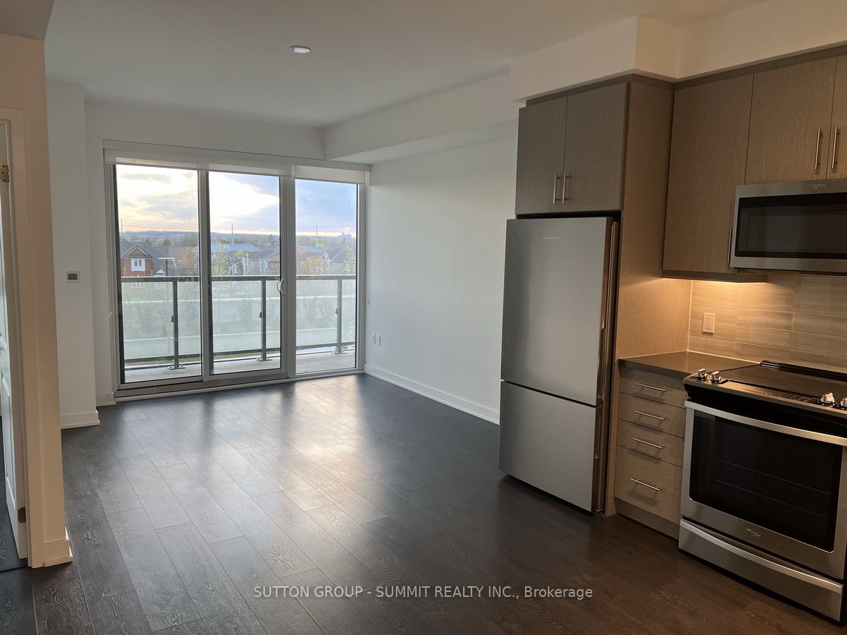 85 ONEIDA Crescent, #401