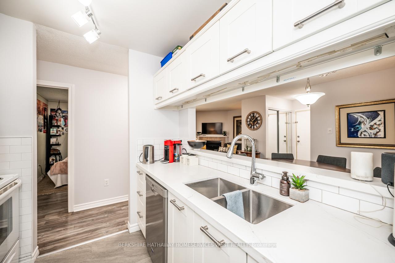 3 Bedrooms Condo at 1450 Glen Abbey,  Oakville For sale