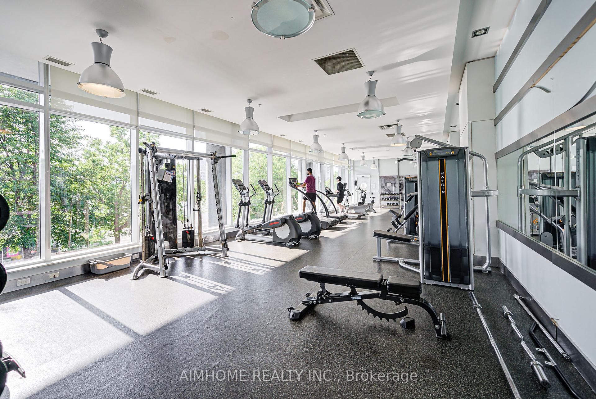 2 Bedrooms Condo at 2885 Bayview, Toronto For sale