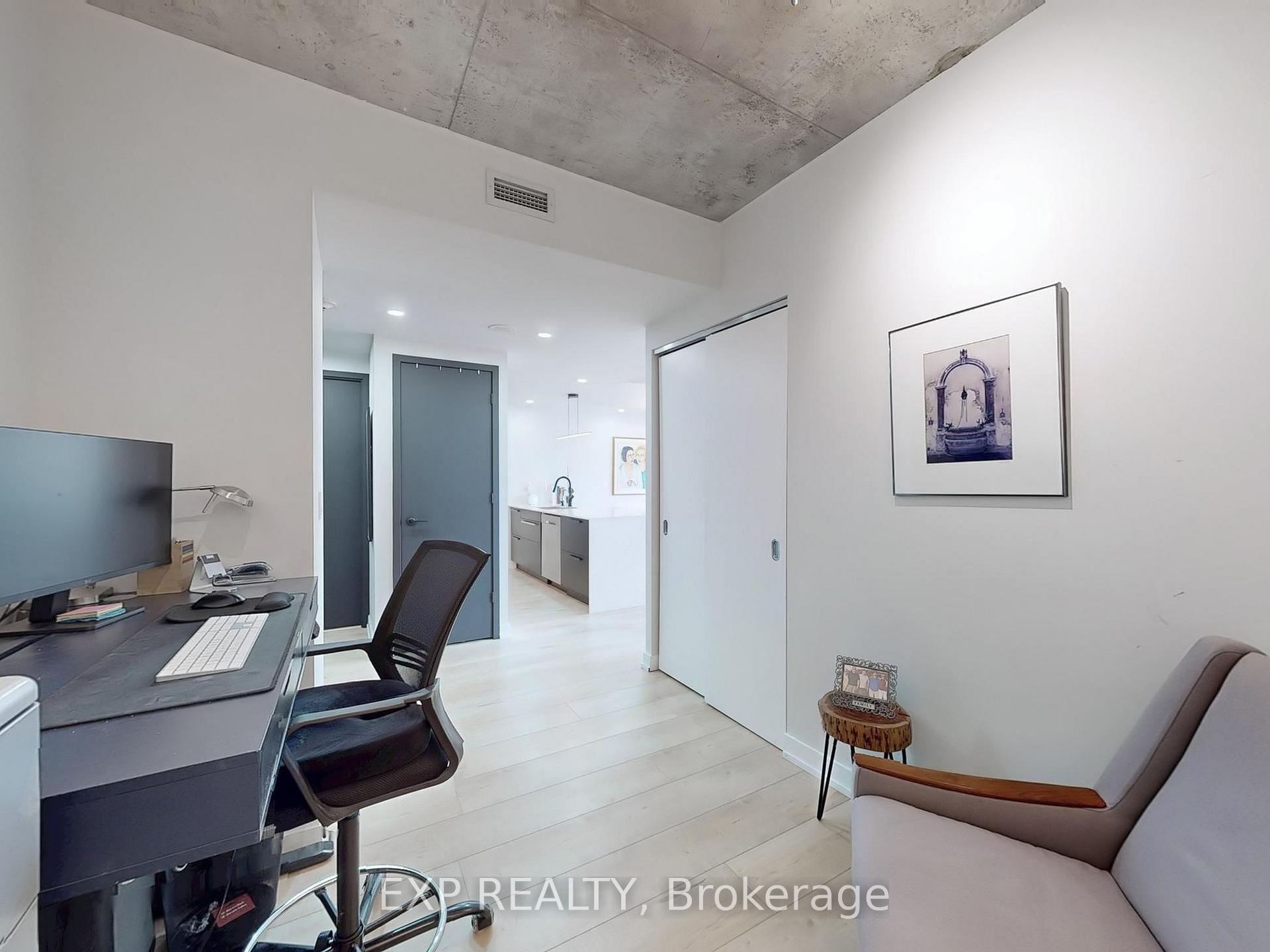 2 Bedrooms Condo at 285 Mutual, Toronto For sale