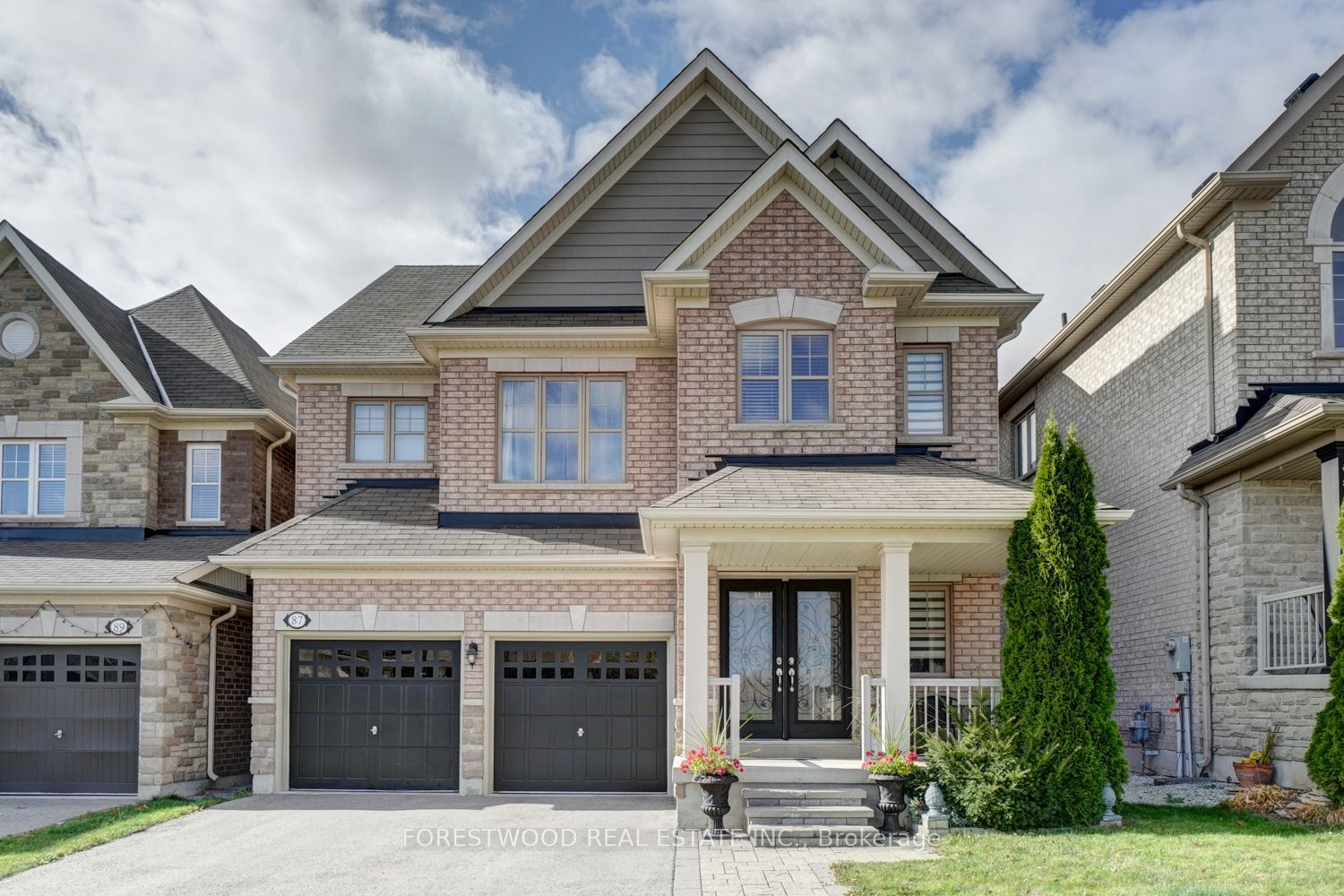 87 Leadership Drive, Brampton, ON L6Y 5T4
