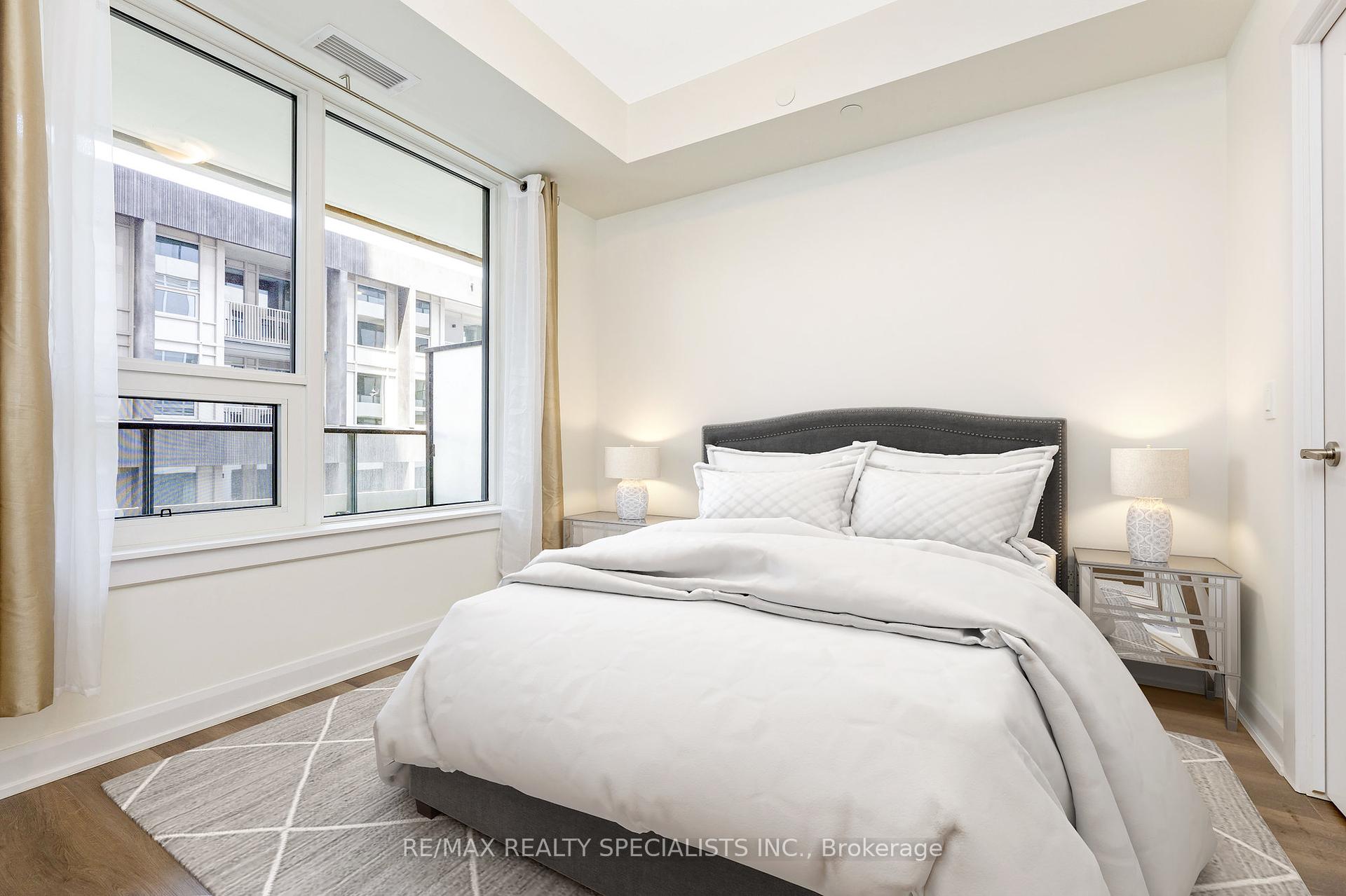 1 Bedroom Condo at 3228 William Coltson, Oakville For sale