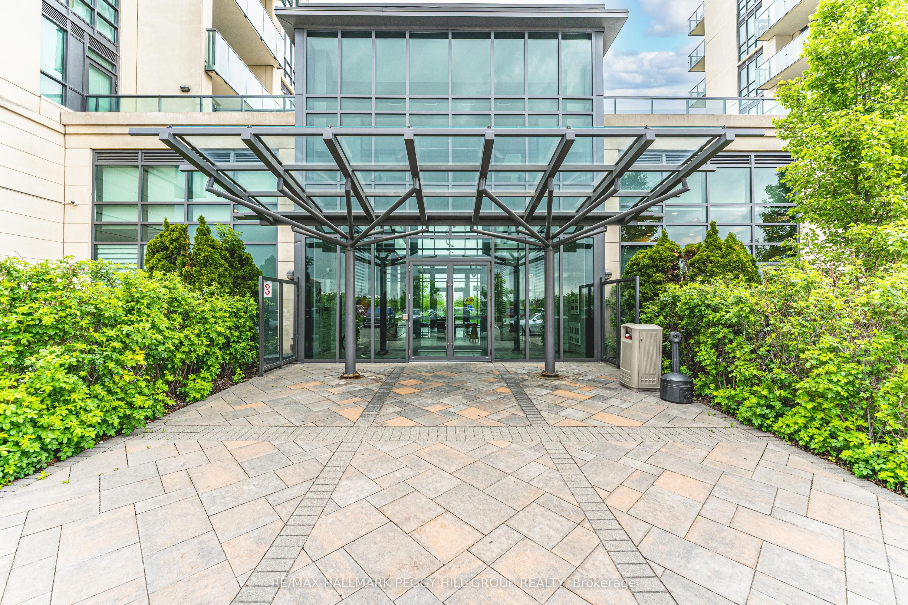 45 Yorkland Boulevard, #206