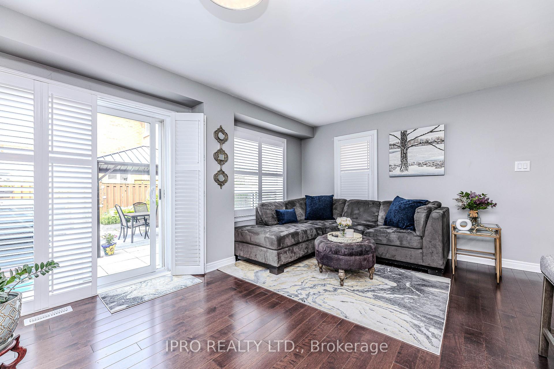 3 Bedrooms Condo at 78 Tania, Vaughan For sale