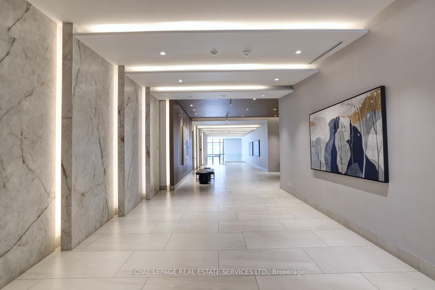 2 Bedrooms Condo at 4208 Dundas,  Toronto For sale