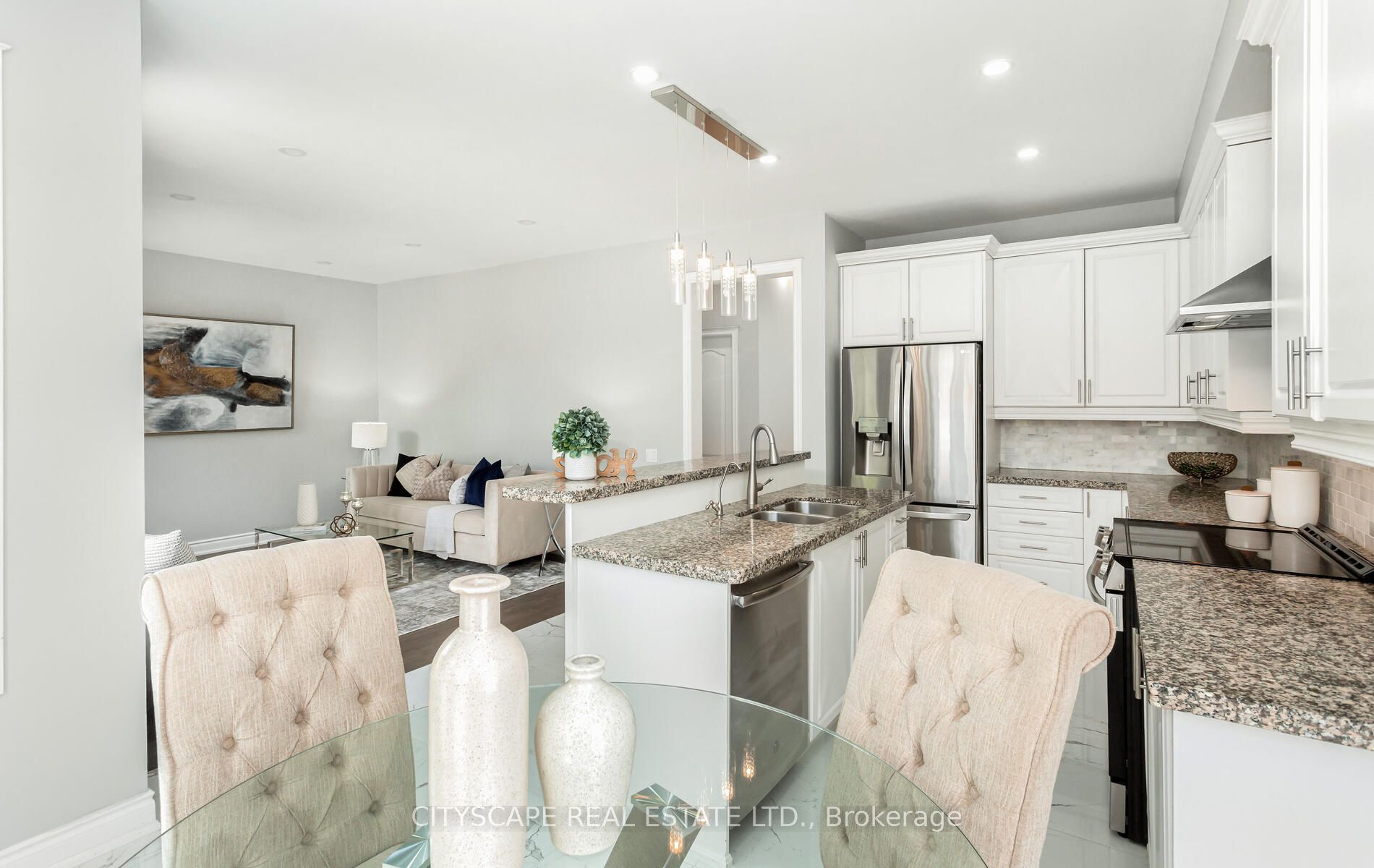 194 Tawny Crescent