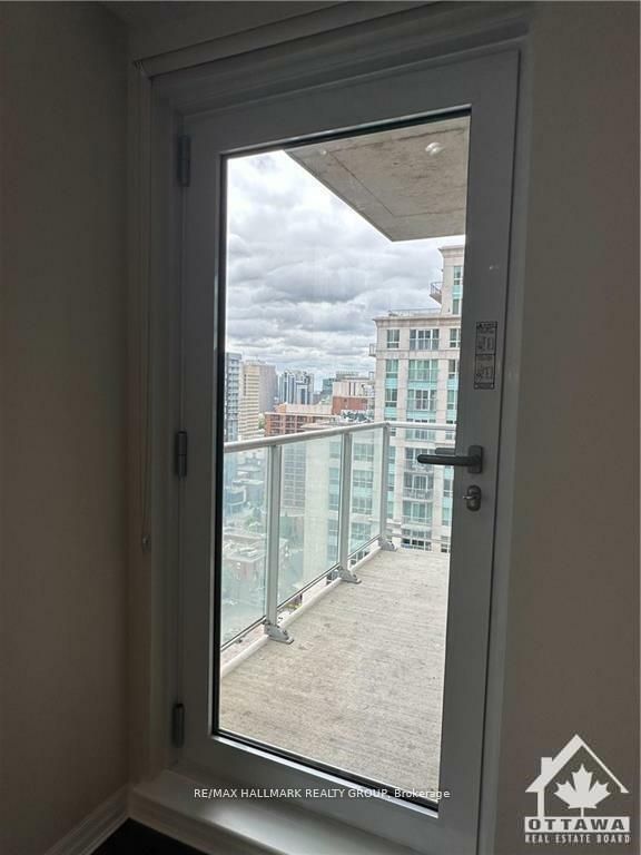 #2307 - 242 RIDEAU Street, LowerTownSandyHill, ON K1N 0B7
