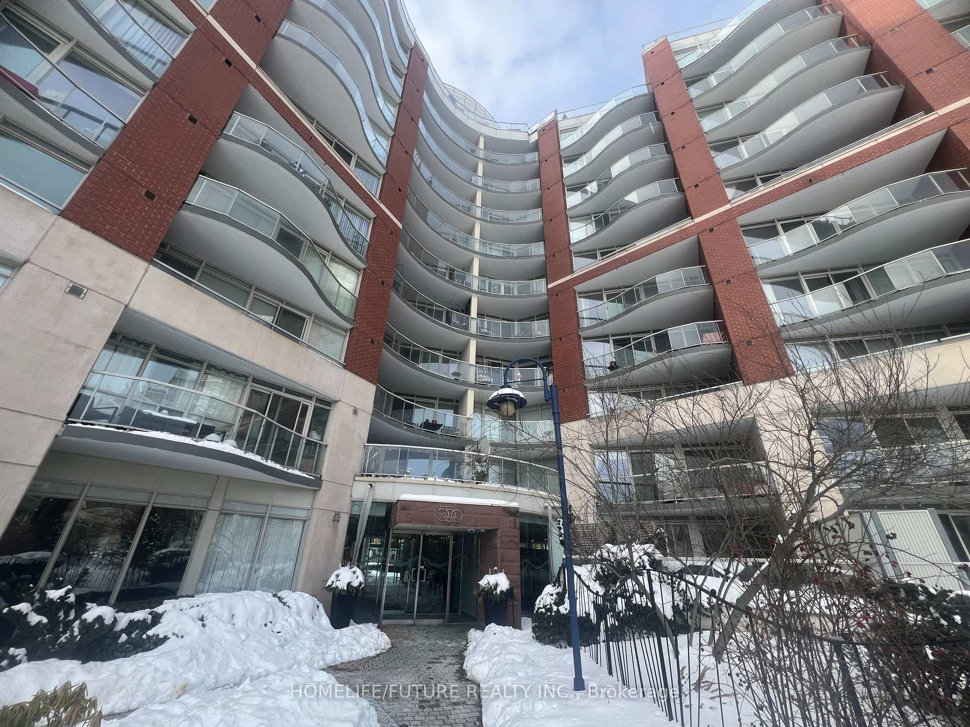 1 Bedroom Condo at 550 Queens,  Toronto For sale