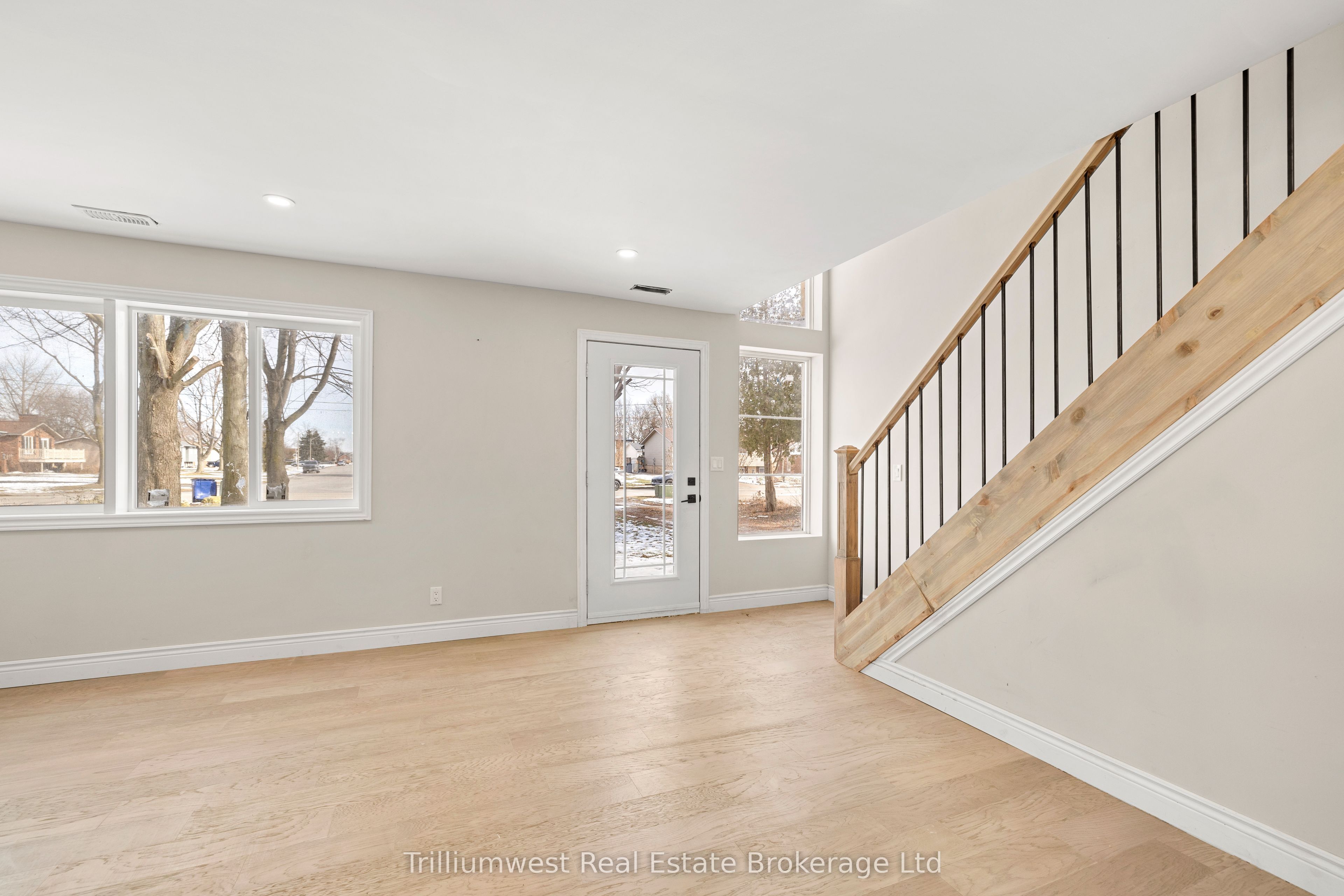 128 Ducharme Street, Lakeshore, ON N0R 1A0