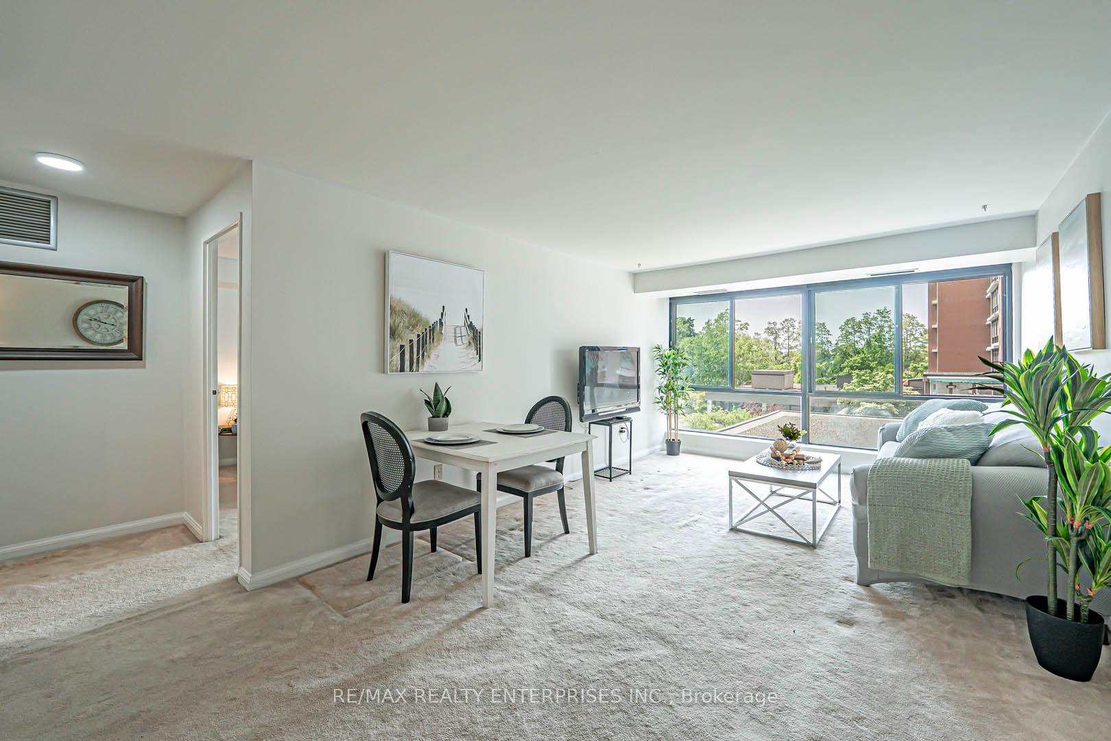 2 Bedrooms Condo at 1400 Dixie, Mississauga For sale