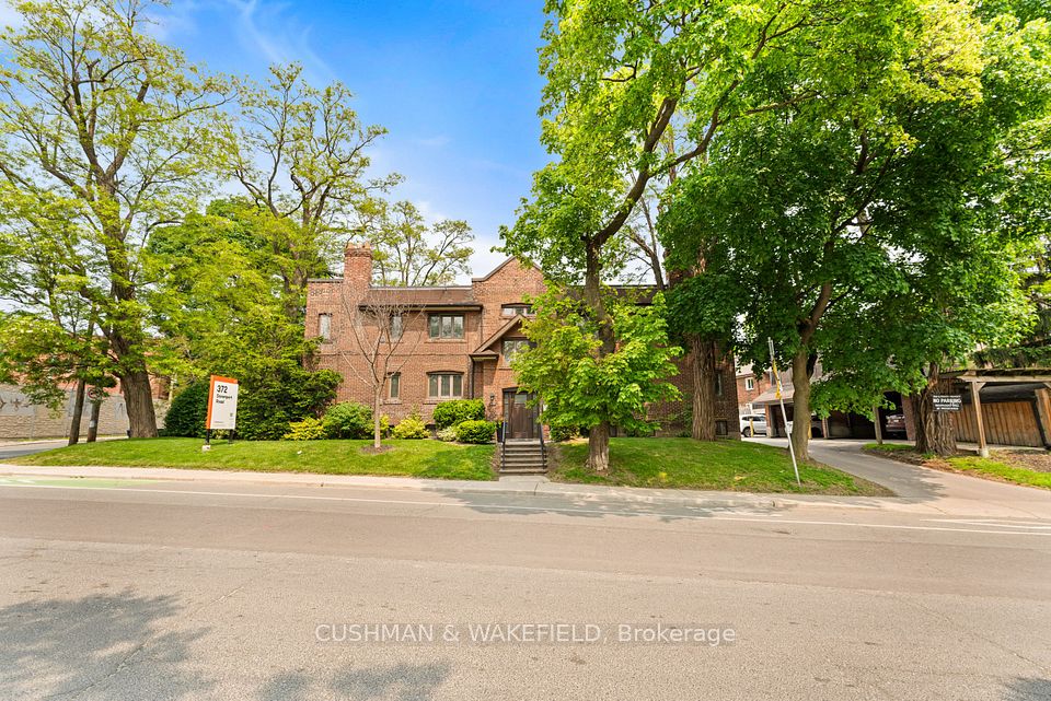 372 Davenport