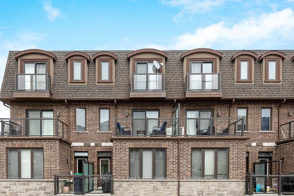 445 Ontario