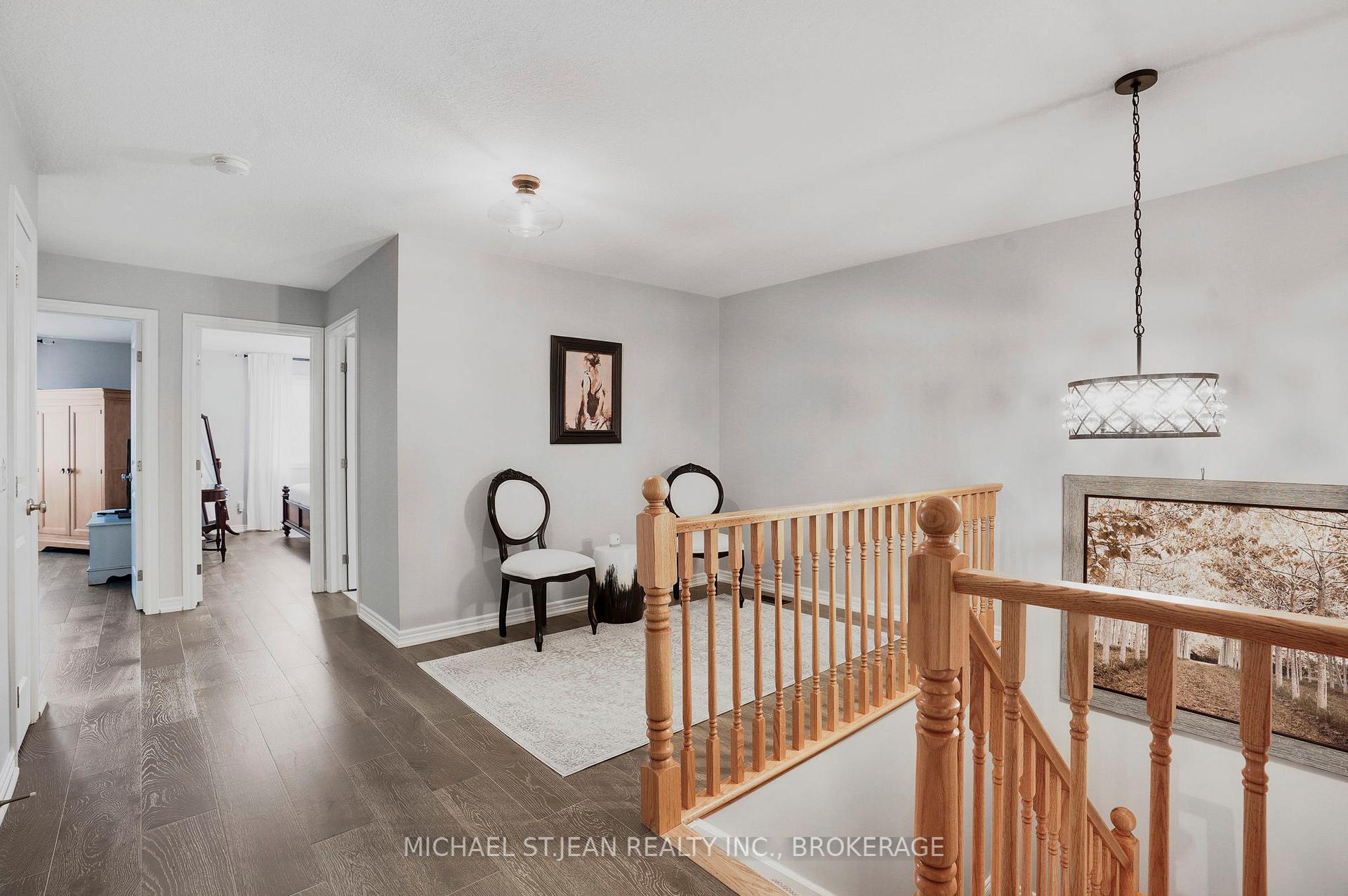 3 Bedrooms Condo at 5056 New,  Burlington For sale
