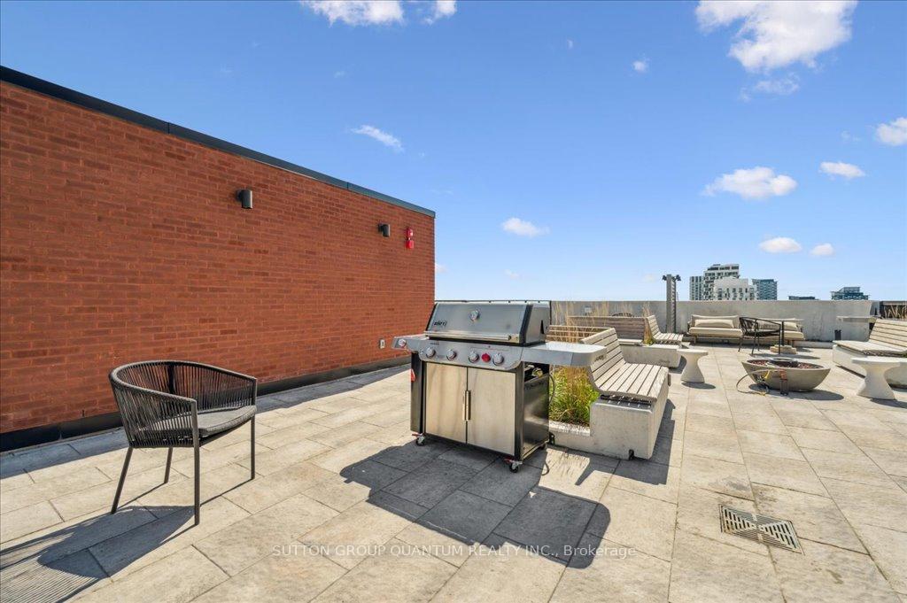1 Bedroom Condo at 3200 William Coltson,  Oakville For sale