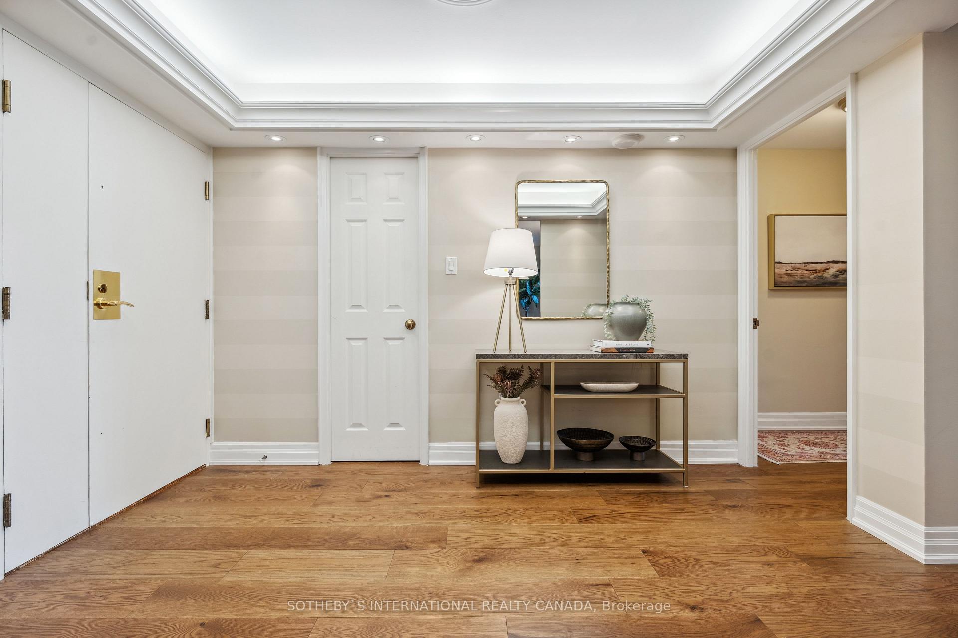 3 Bedrooms Condo at 278 Bloor,  Toronto For sale