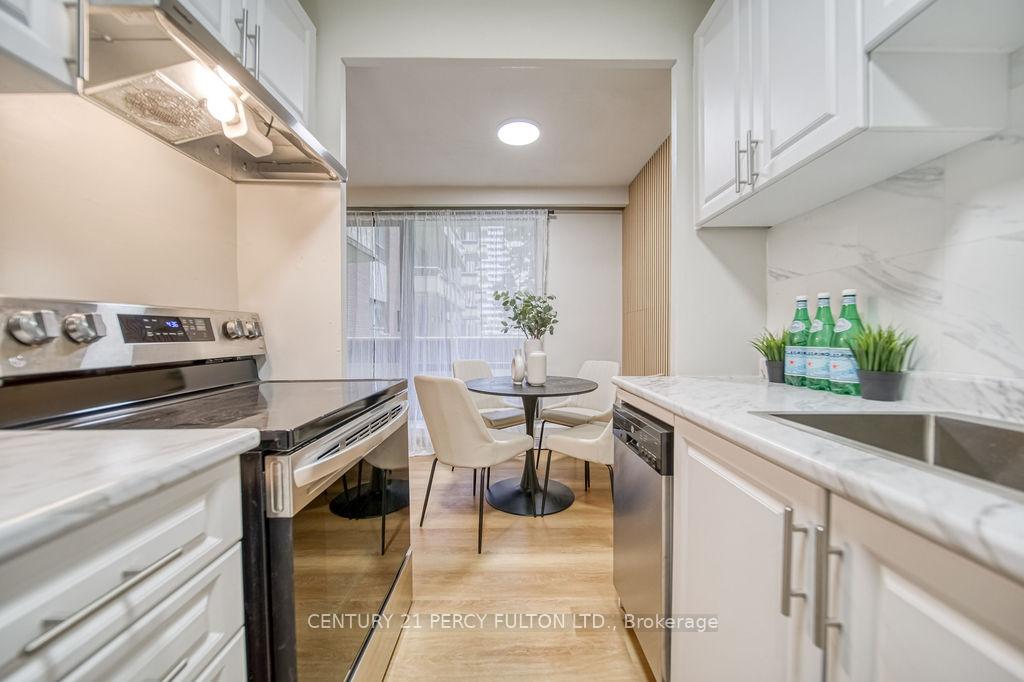 1 Bedroom Condo at 921 Midland, Toronto For sale